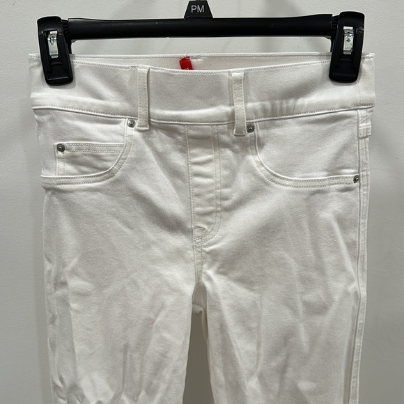 SPANX WHITE JEANS TRIED ON BUT NEVER WORN - Picture 2 of 3